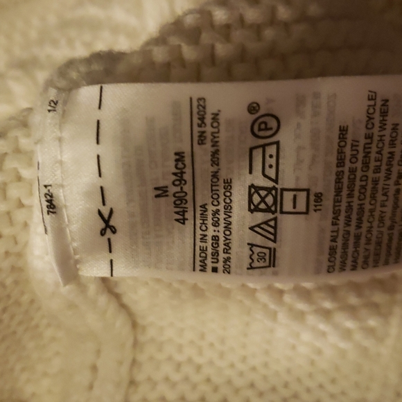 Cable crewneck sweater - Picture 6 of 6